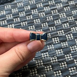 Kate Spade Take a Bow Navy Ring Size 6